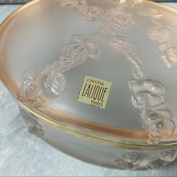 Lalique Coppelia Trinket Dresser Box Oval hinged with gold tone hardware France - Picture 4 of 13